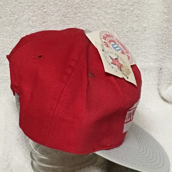 UNLV Rebels Vintage SnapBack 90’s Cap Hat Red NCAA - Picture 7 of 7